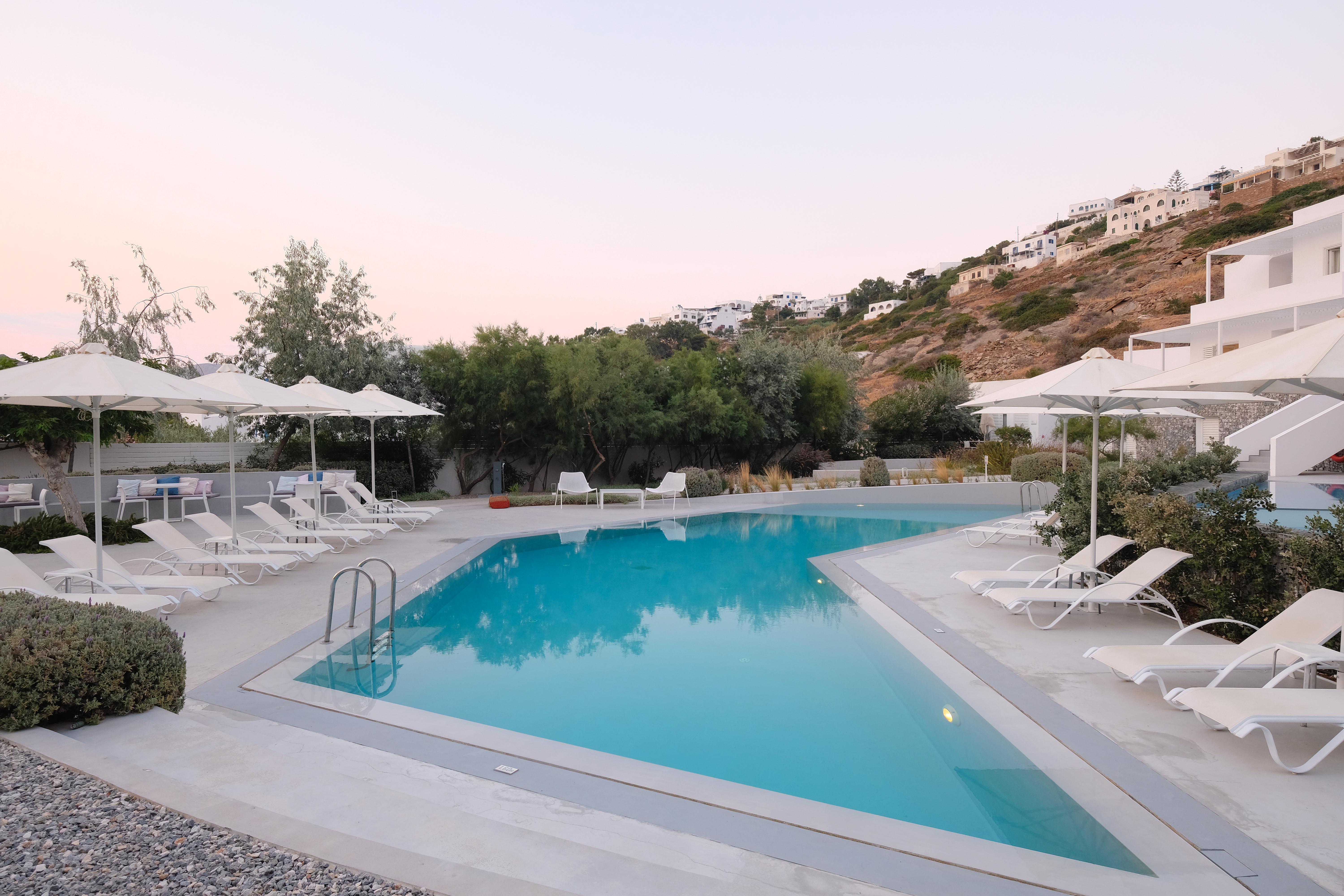 Relux Ios Hotel Exterior photo