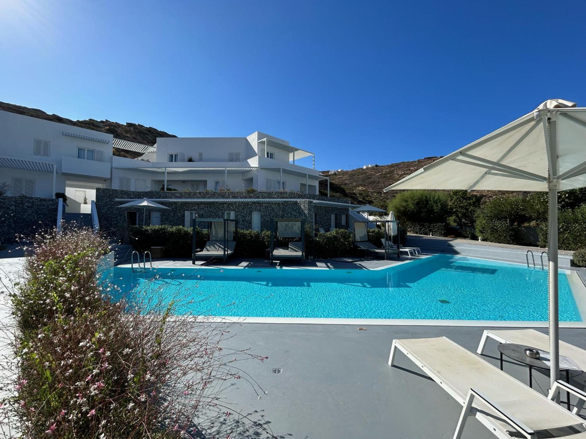 Relux Ios Hotel Exterior photo