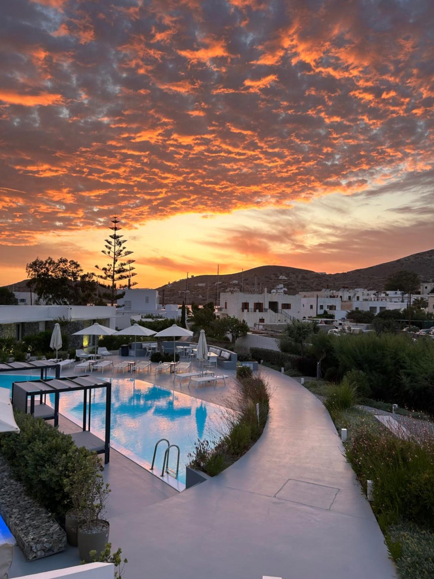 Relux Ios Hotel Exterior photo